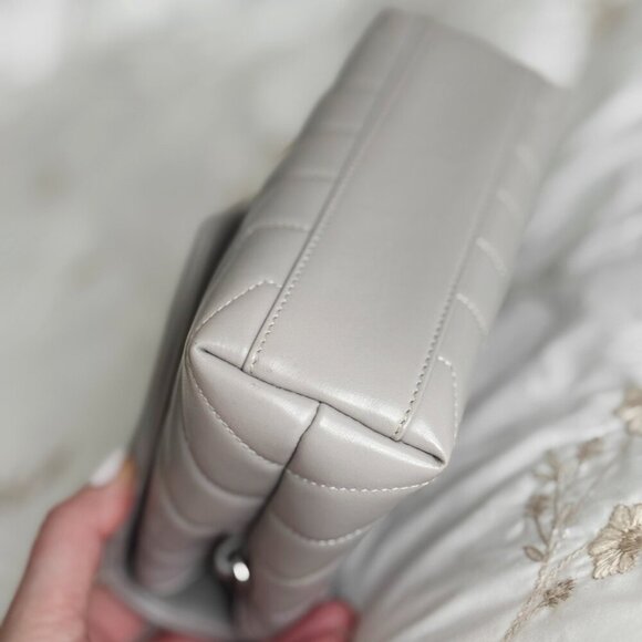 Saint Laurent Toy Monogram Matelasse LouLou Bag - Picture 9 of 16